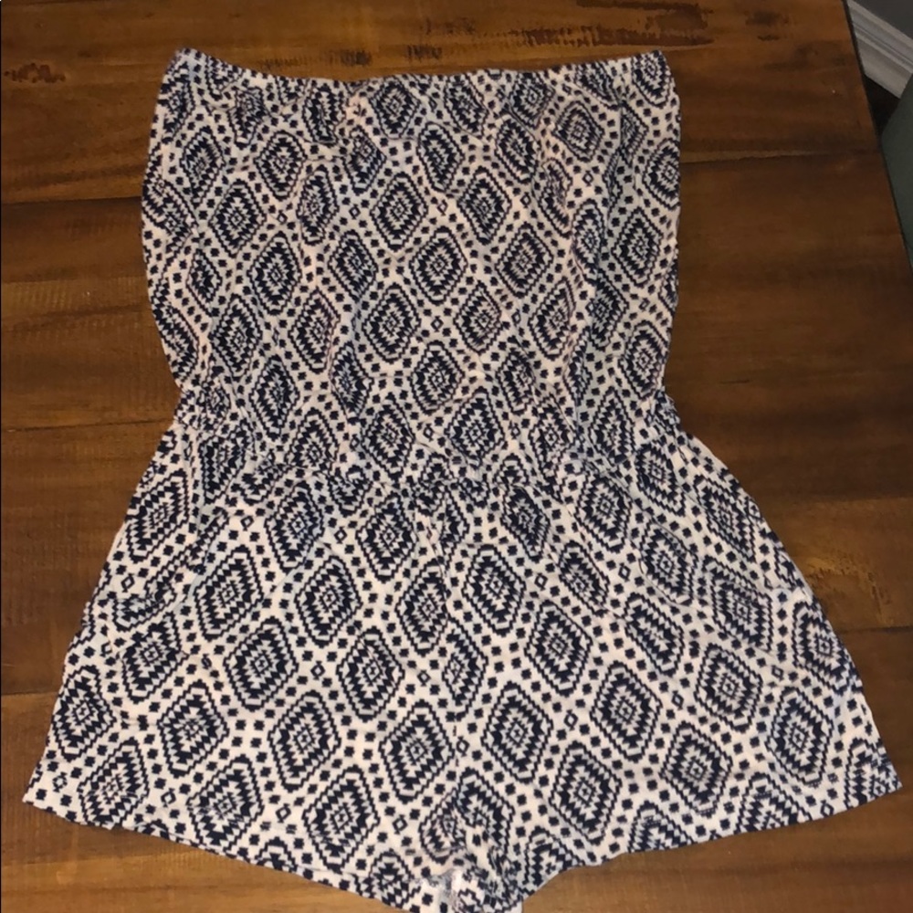 Strapless romper